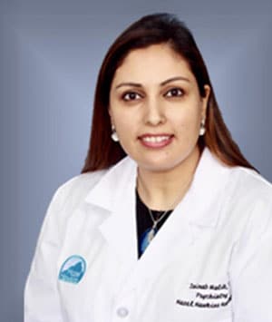 Dr Zainab Malik headshot